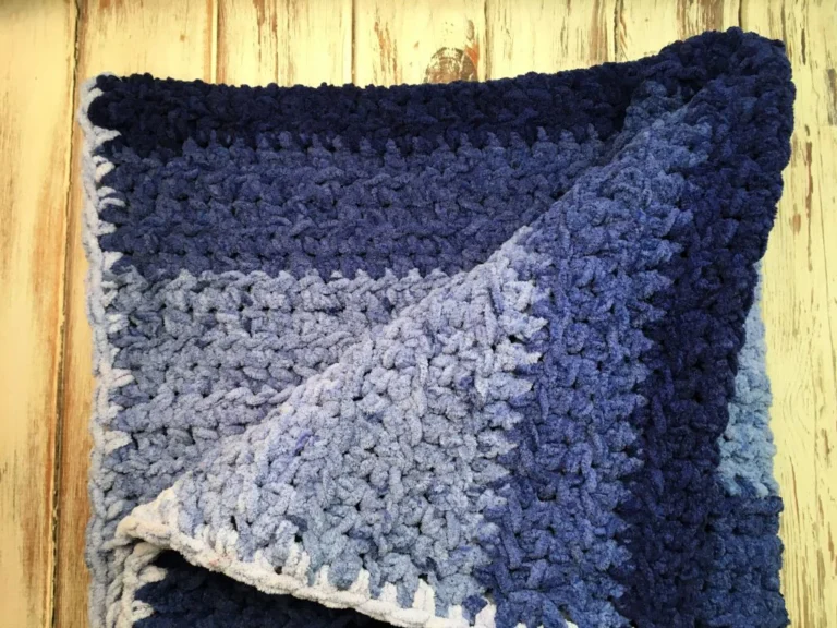 Weekend Ombré Baby Blanket – Free Crochet Pattern