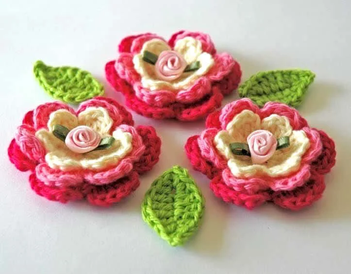 pink crochet roses