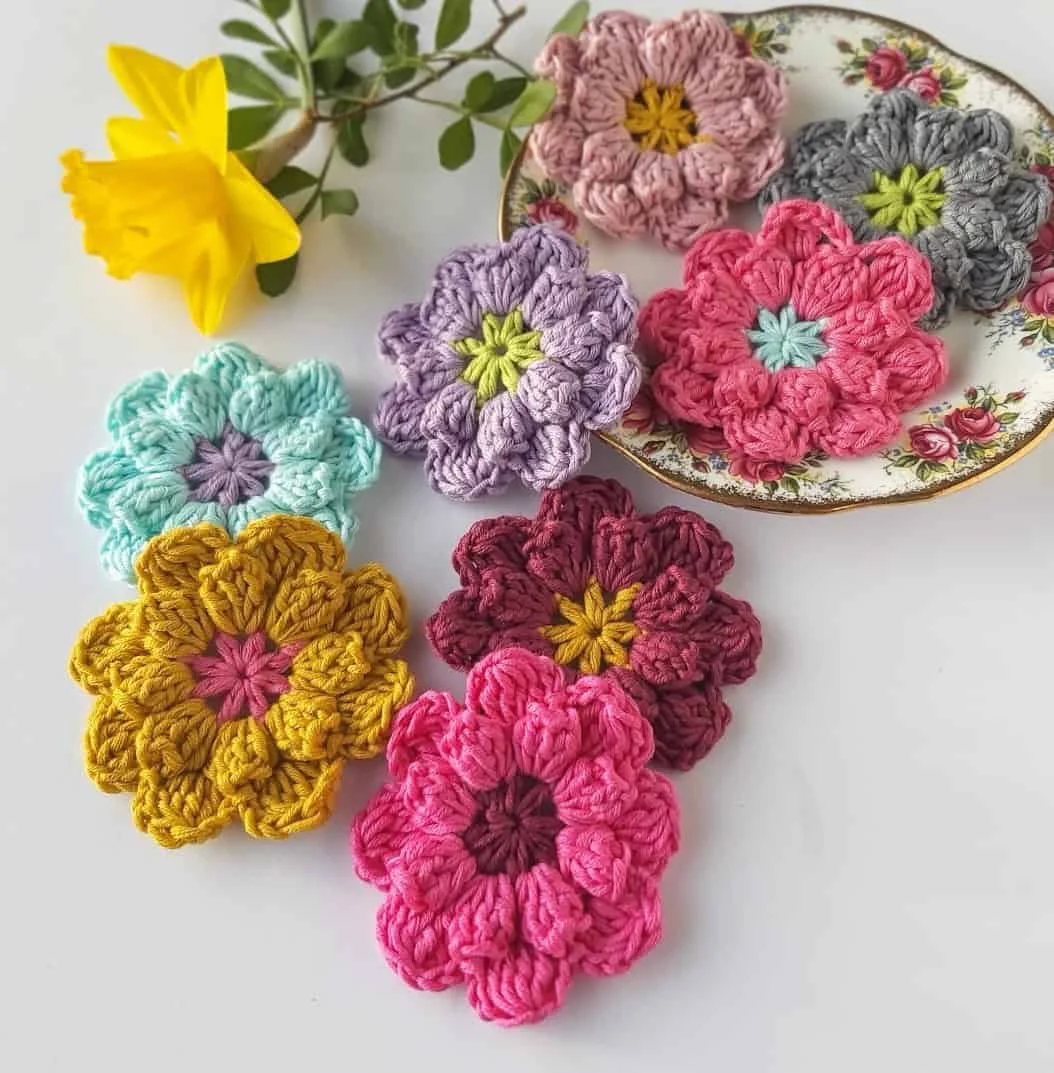 easy crochet flowers pattern