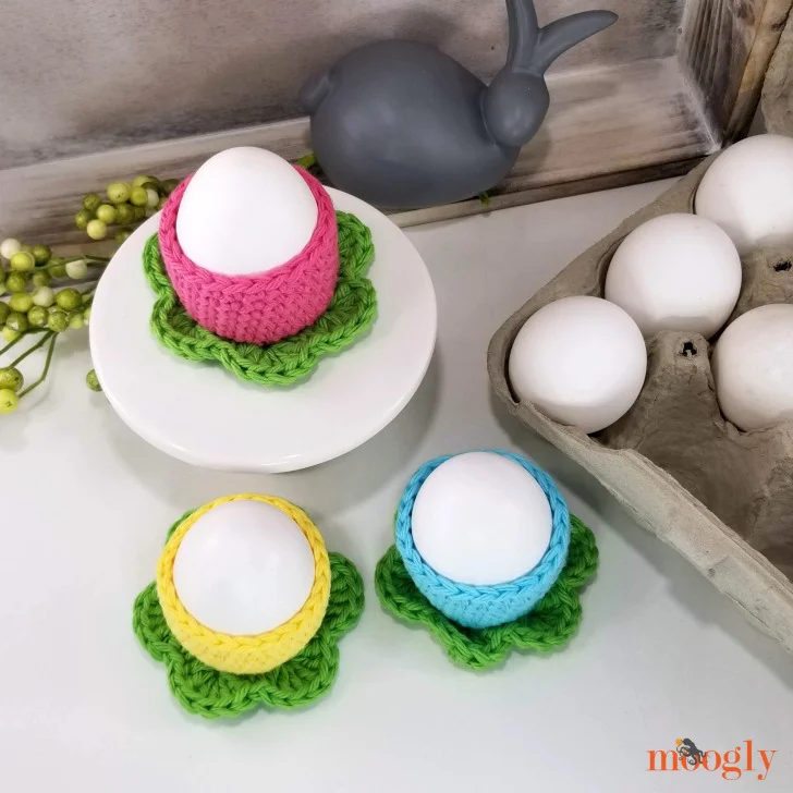 Simple Flower Egg Cozy - Moogly