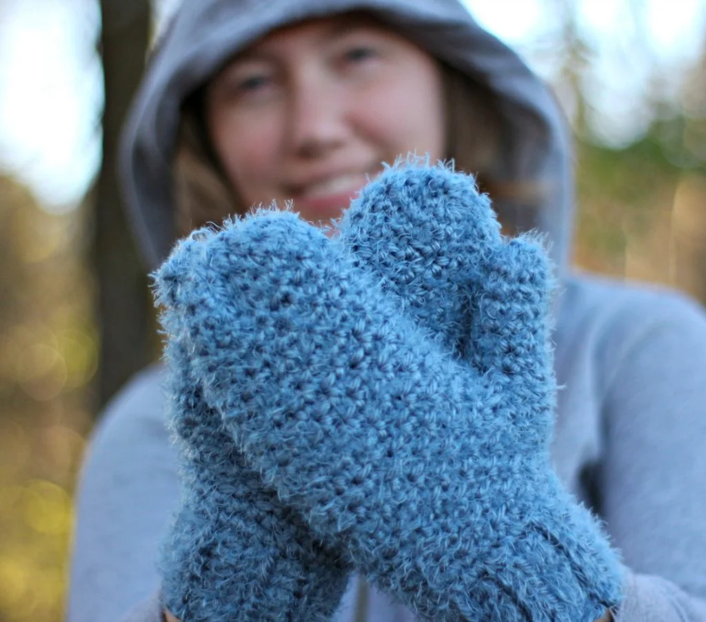 Hygge Mittens - Free Crochet Pattern