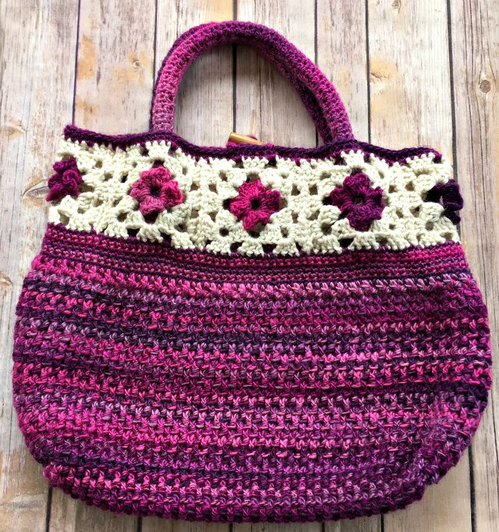 Easy Crochet Flower Granny Square Pattern
