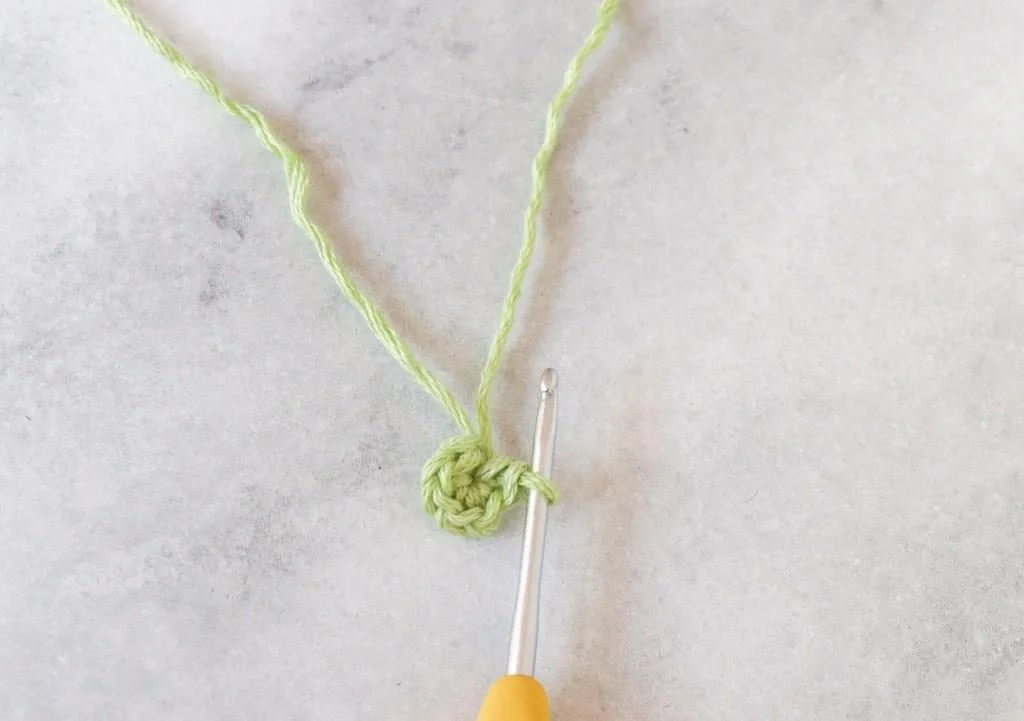 Crochet poppy center of the flower